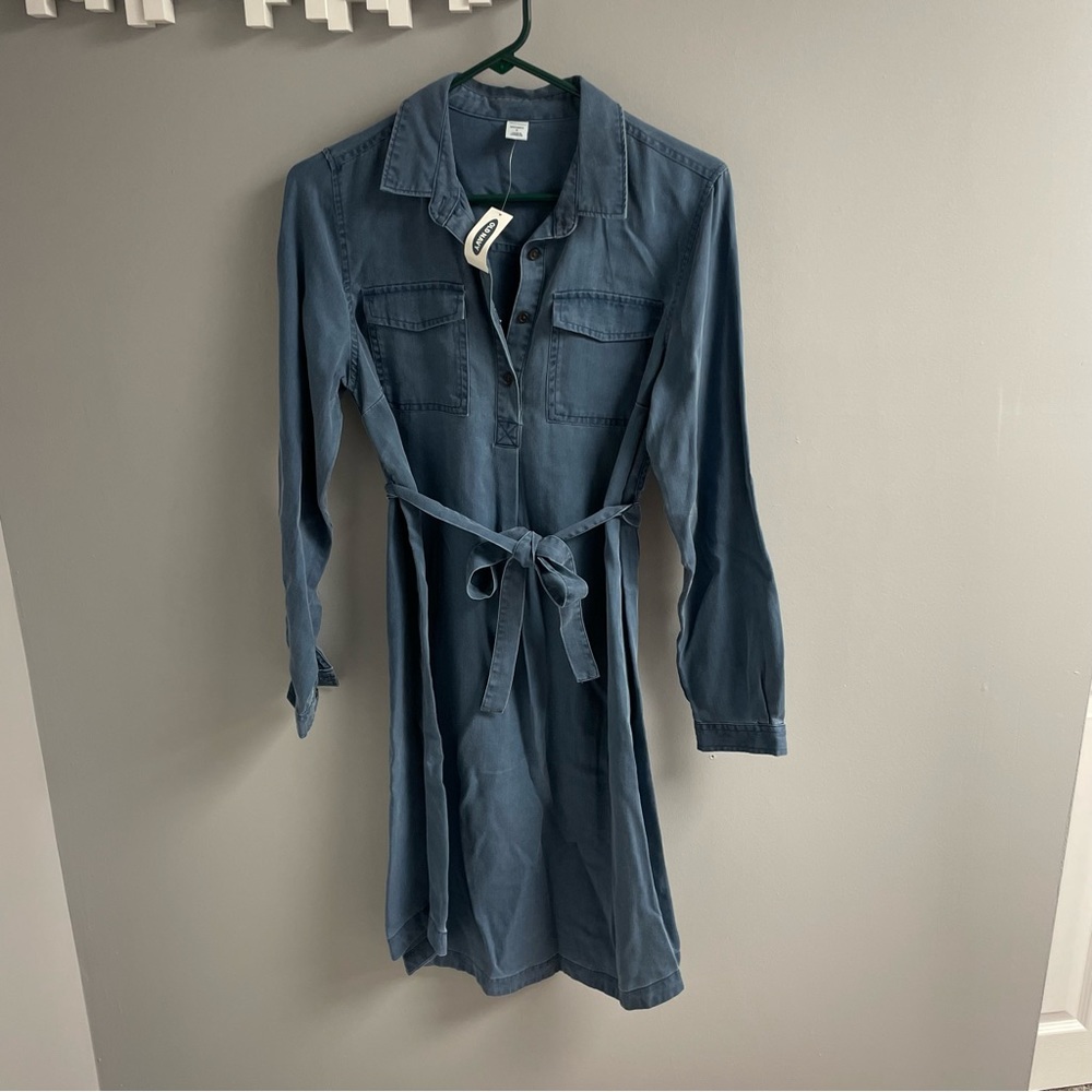 Old Navy Maternity Dress